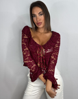 Top con fiocchetti in pizzo