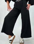 Pantaloni ampi