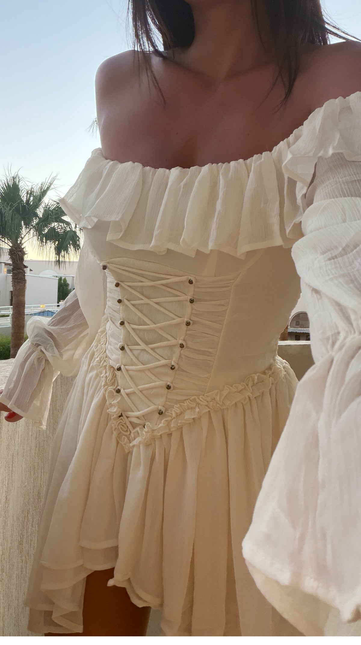 Abito con intrecci e trasparenze - Valery