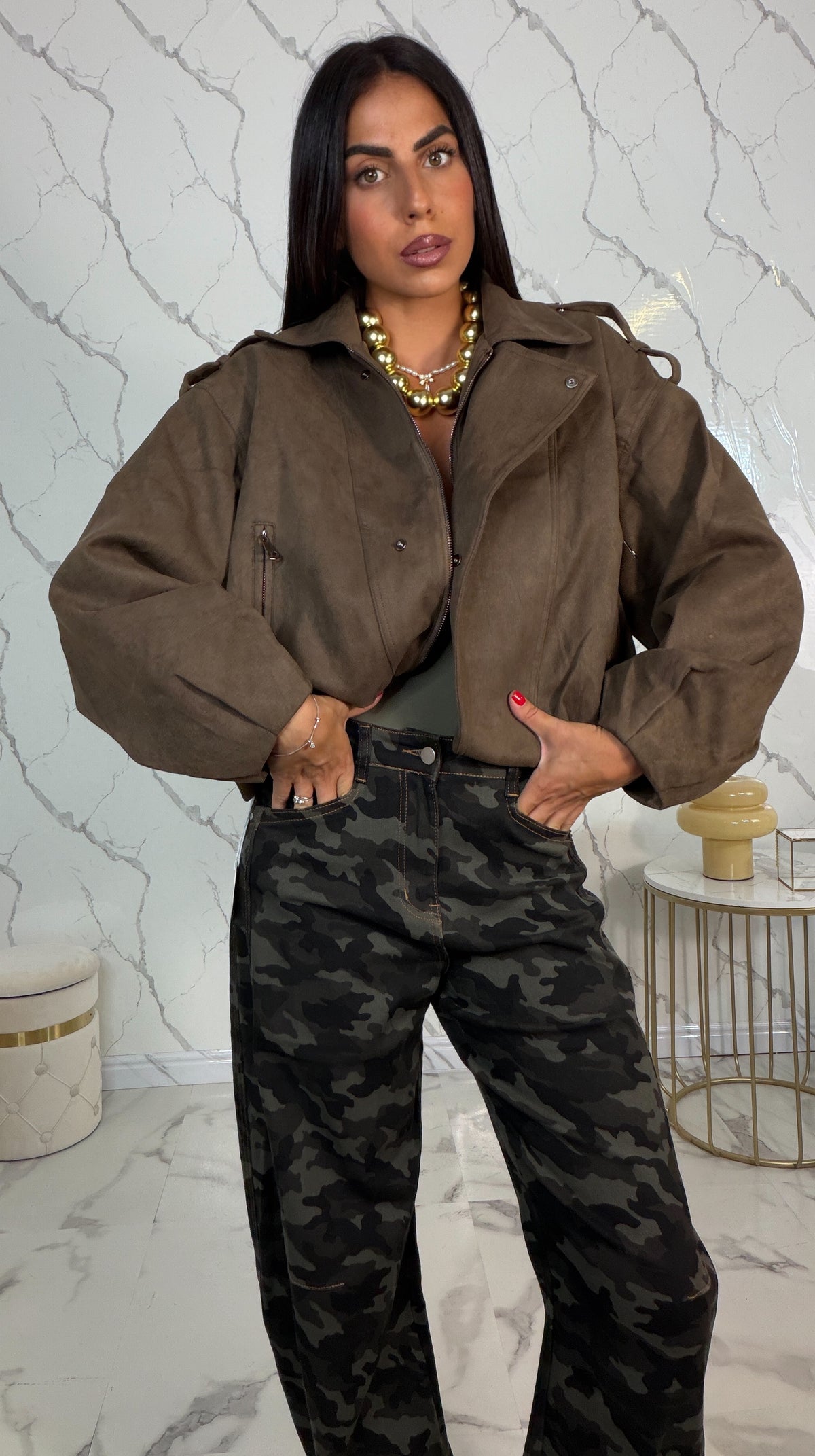 Jeans balloon con stampa militare