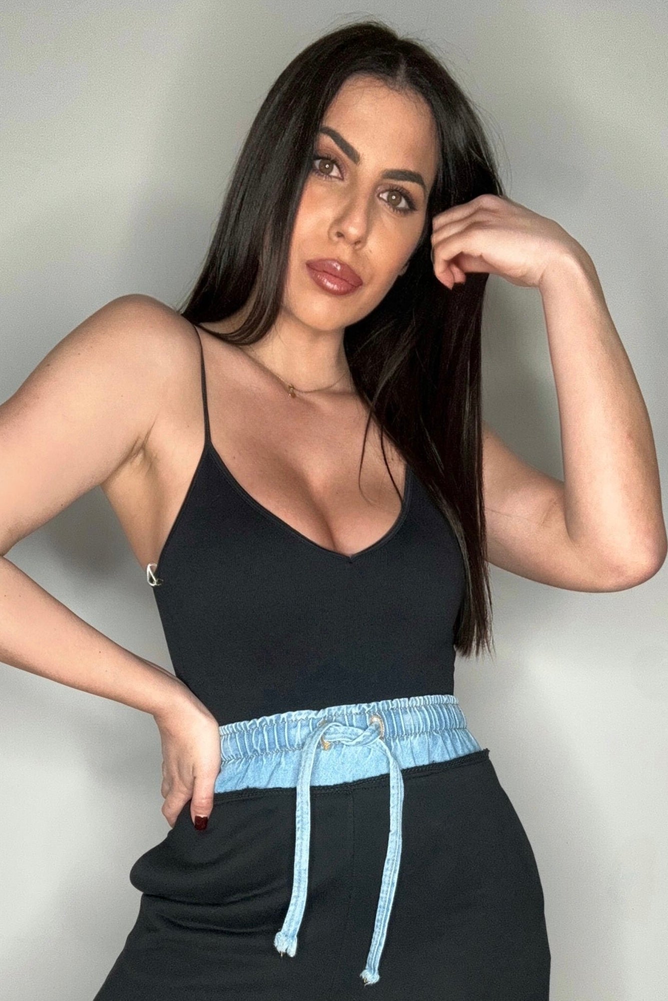 Body contenitivo scollo a V