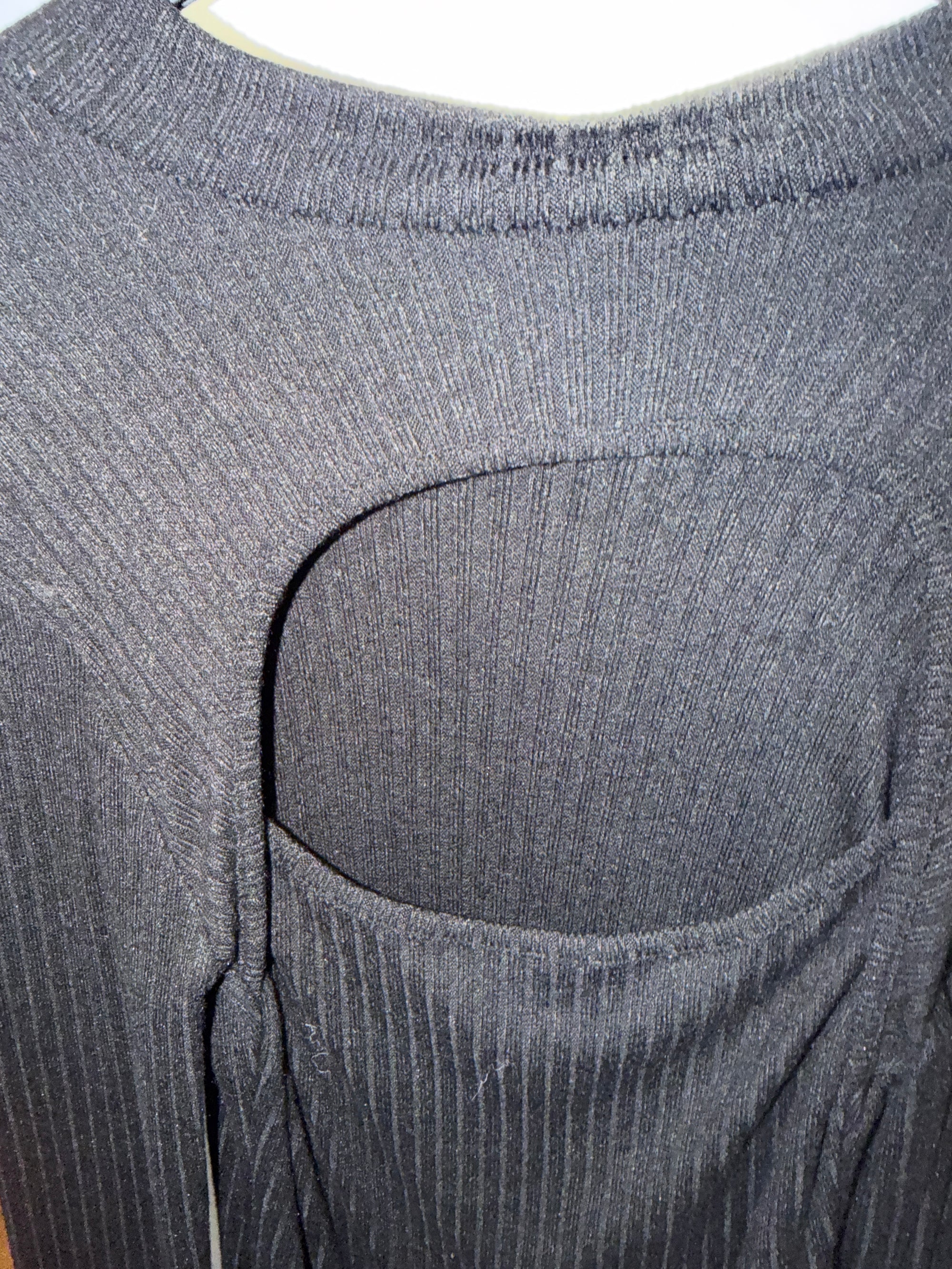 Body Cut out in maglia