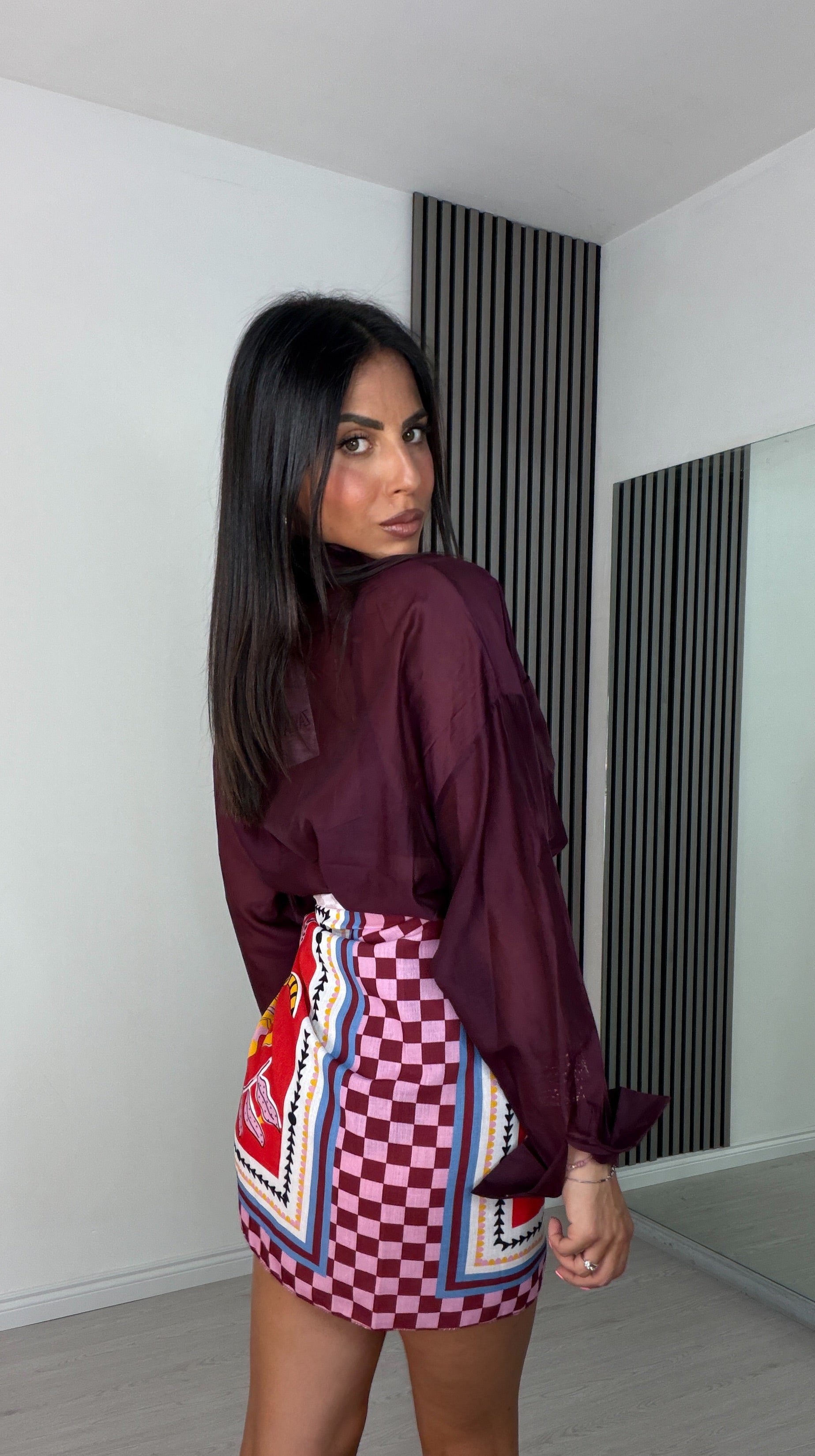 Camicia semivelata