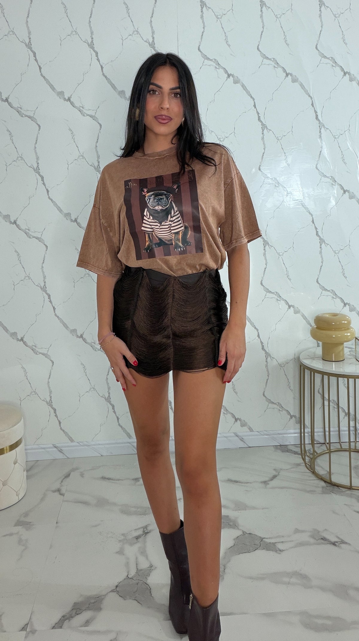 Gonna com pantaloncini e frange frontali - MARRONE
